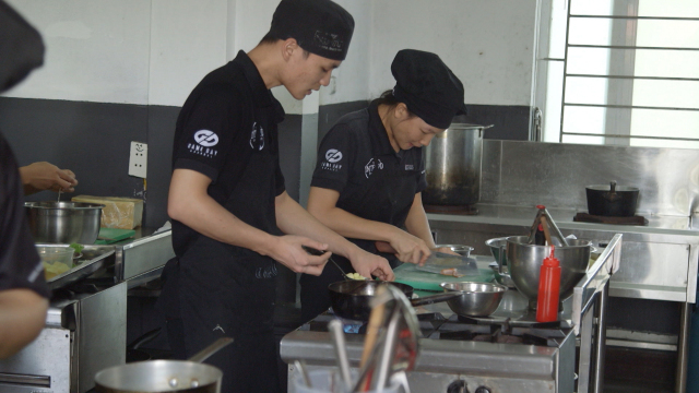 Vietnam's Hard Knock Kitchen Vietnam's Hard Knock Kitchen